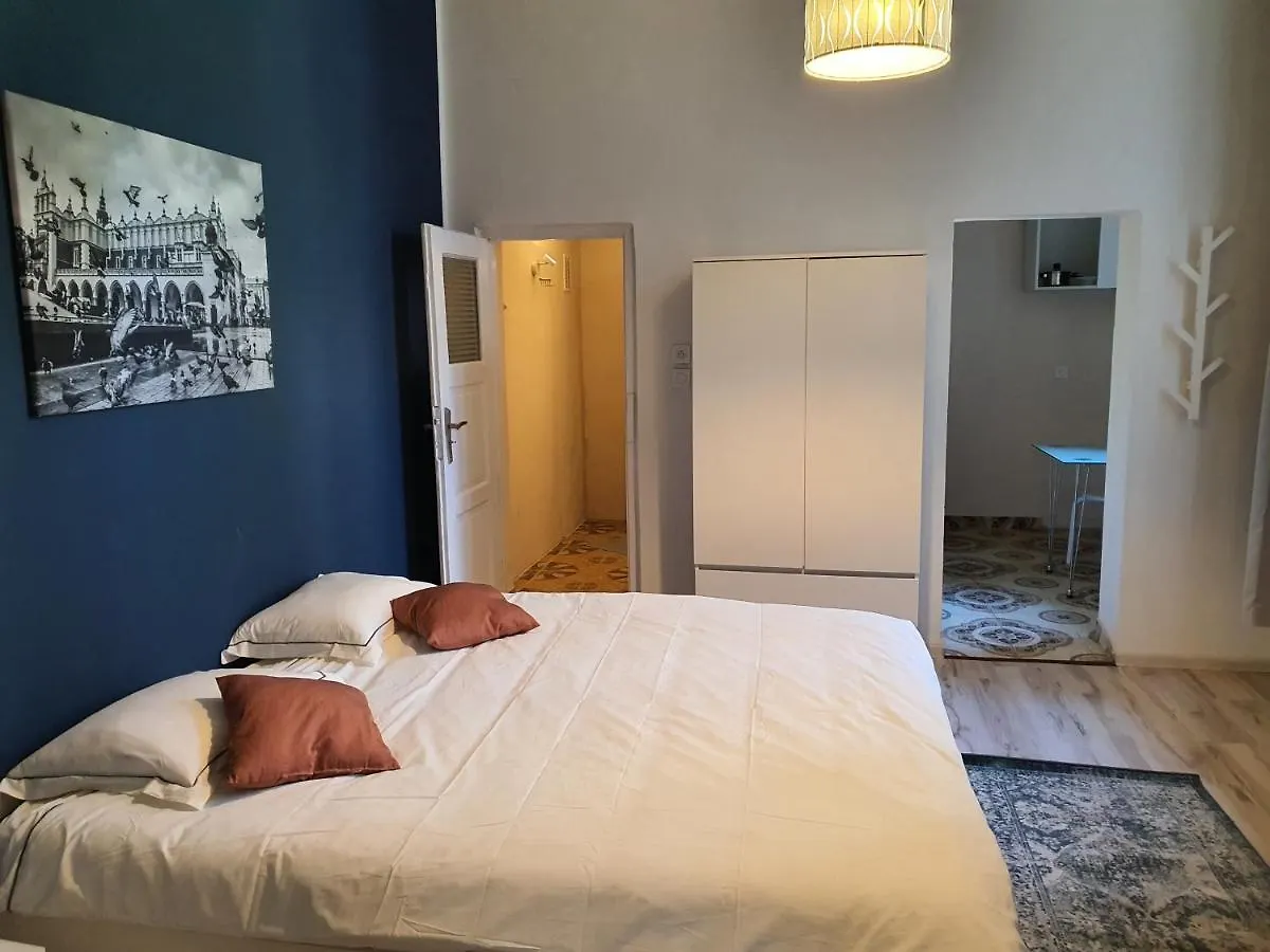 Apartment Amen Aparthotel Curie 8 Krakow